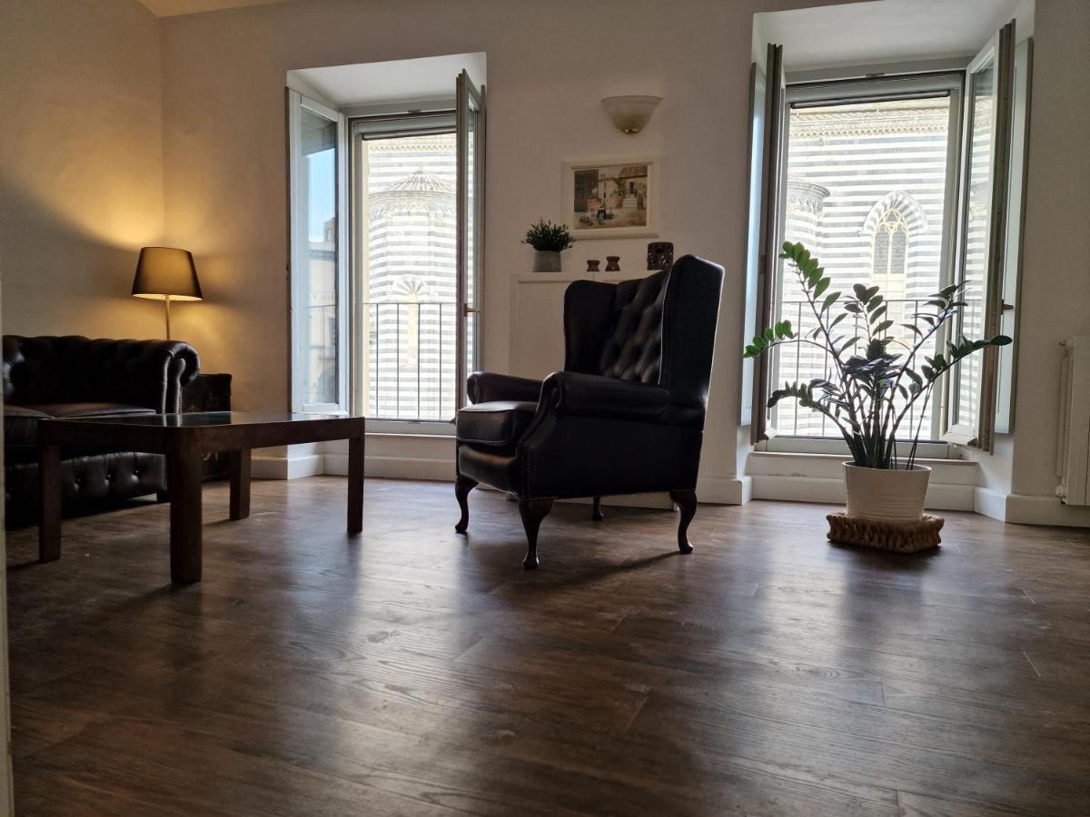 לינה וארוחת בוקר אורביאטו Residenza Duomo מראה חיצוני תמונה